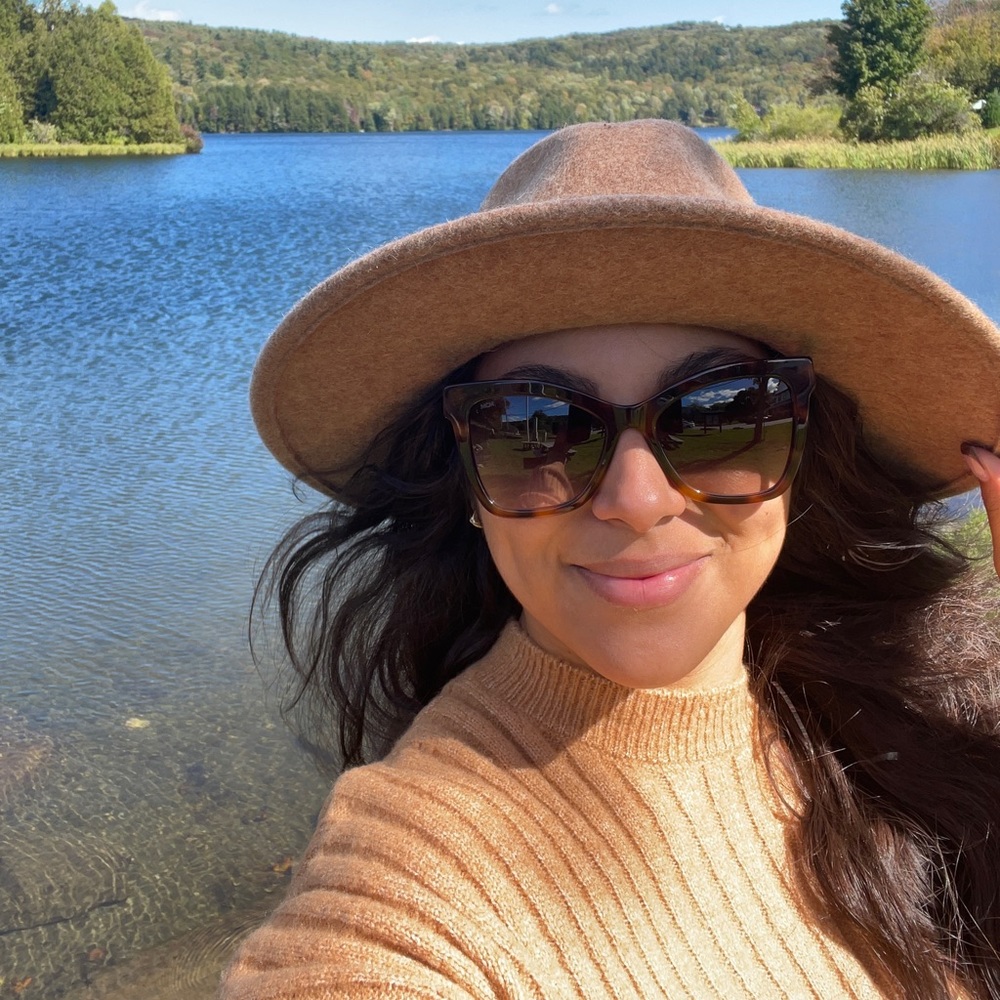 Meet your Posher, Ariadne